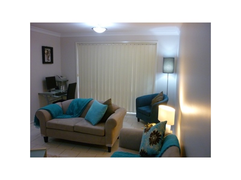 2/328 Seven Hills Road, Kings Langley NSW 2147