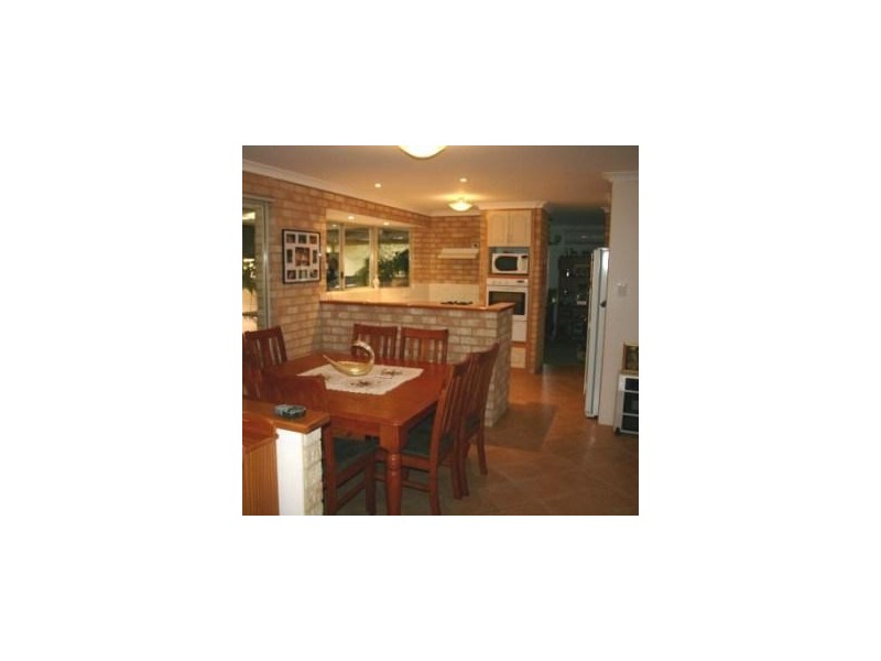 16-18 Sloper Vale, Dongara WA 6525