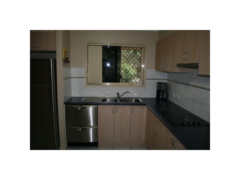 2/16 Paton Street, Woy Woy NSW 2256