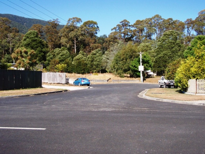 4 Myrtle Drive, Rosebery TAS 7470