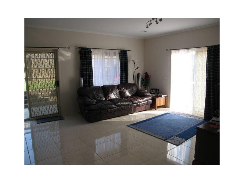 2 Honeyeater Court, Tarneit VIC 3029