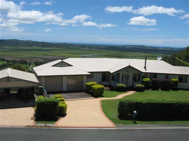 211 Ocean Vista Drive, Maroochy River QLD 4561
