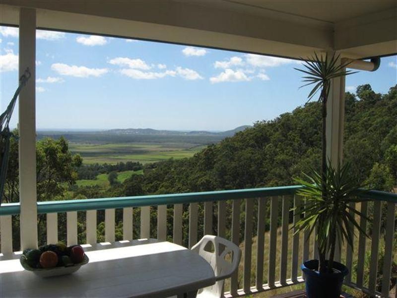 211 Ocean Vista Drive, Maroochy River QLD 4561