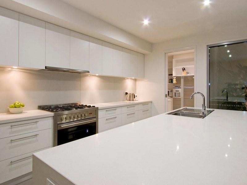 5 Helm Avenue, Safety Beach VIC 3936