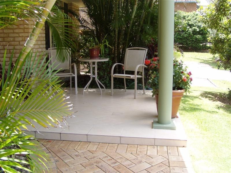 8 Nunga Street, Safety Beach NSW 2456