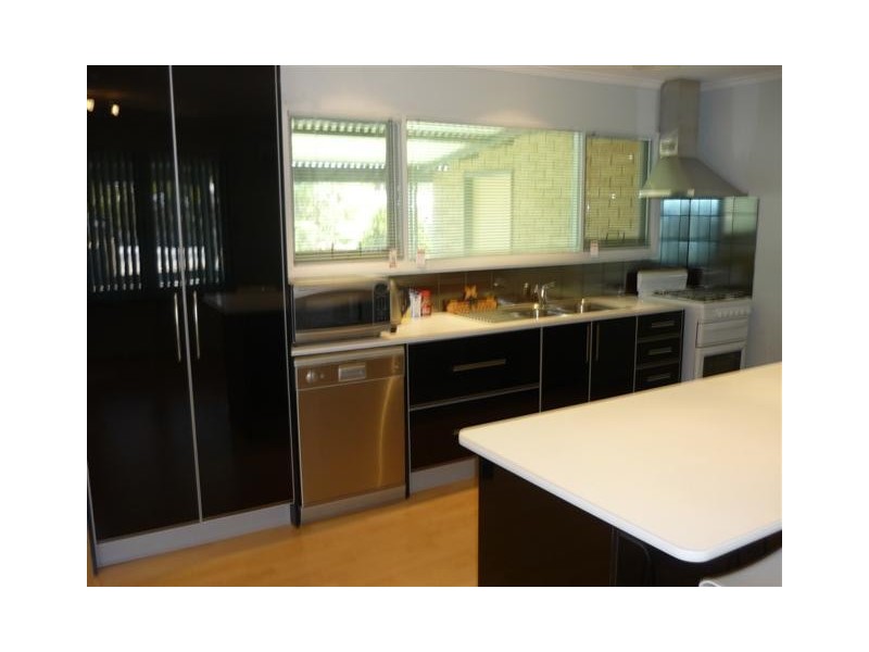 35 Bower Street, Jurien Bay WA 6516