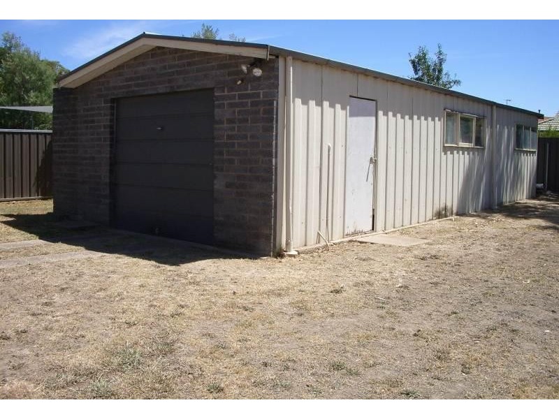 356 Union Road, Lavington NSW 2641