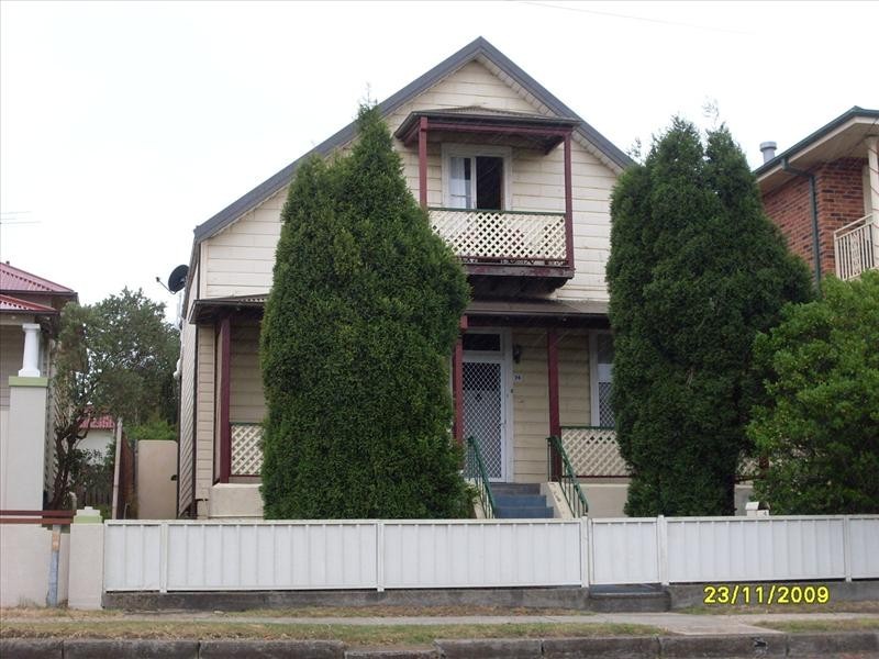 24 Fullerton Street, Stockton NSW 2295