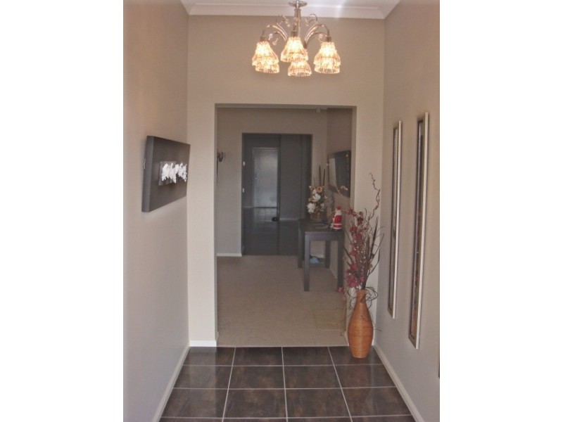 18 Duke Street, Berwick VIC 3806