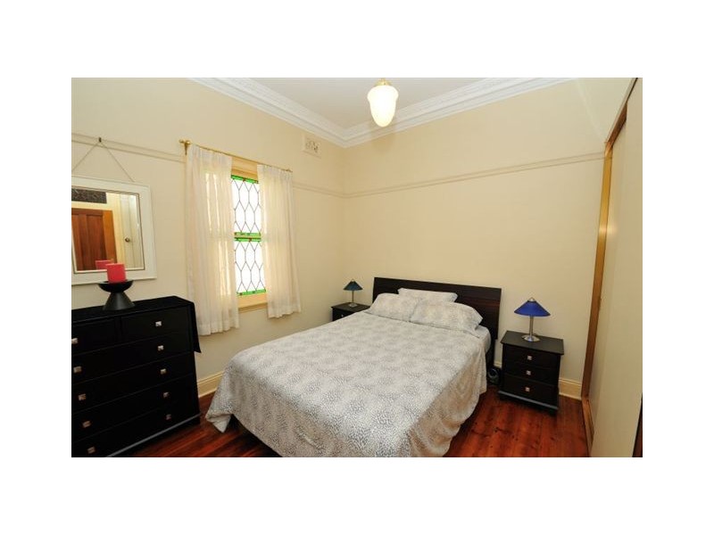 90 Riverside Crescent, Dulwich Hill NSW 2203