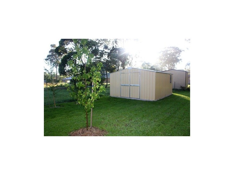 18 Railway Parade, Willow Vale NSW 2575