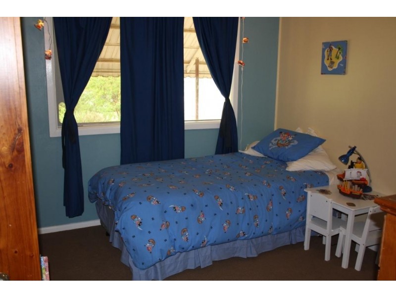 10 King Street, Yeoval NSW 2868