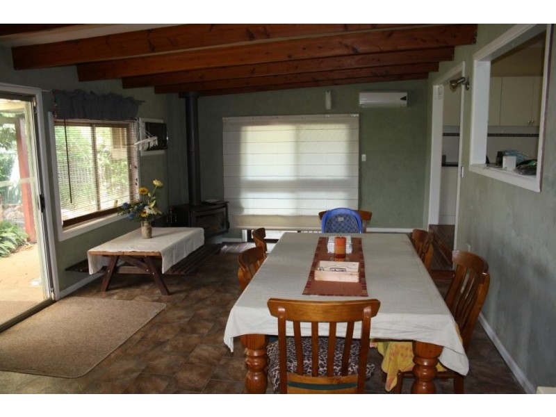 10 King Street, Yeoval NSW 2868