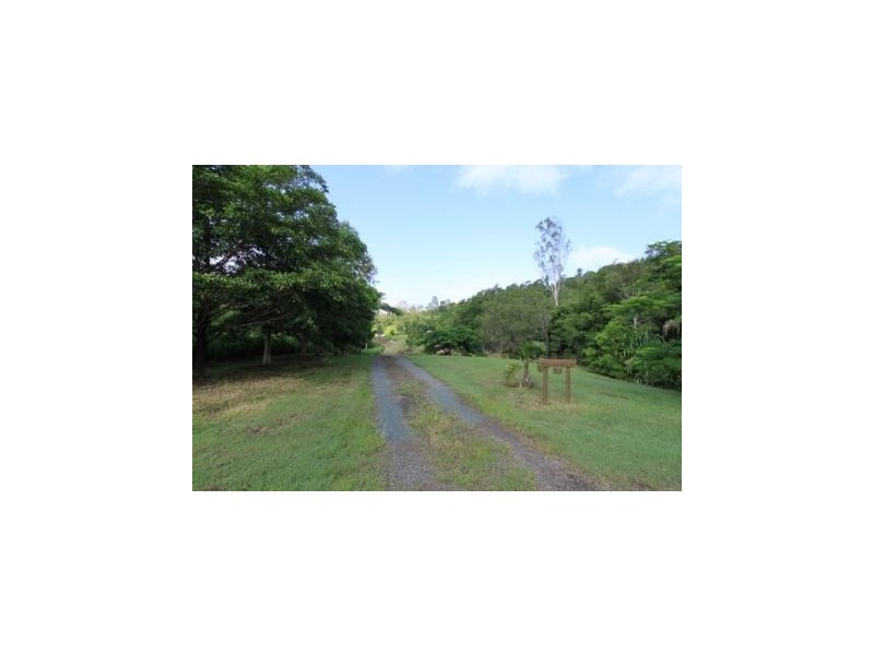 74 Domenica Drive, Sugarloaf QLD 4800