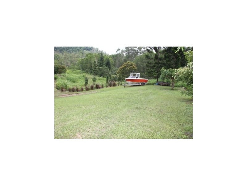 74 Domenica Drive, Sugarloaf QLD 4800