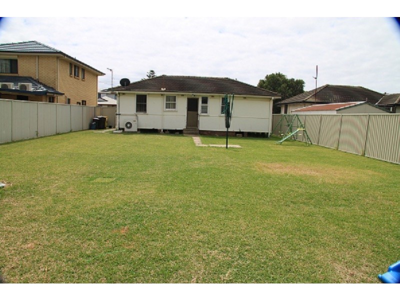 3 Lassitter Avenue, Woonona NSW 2517
