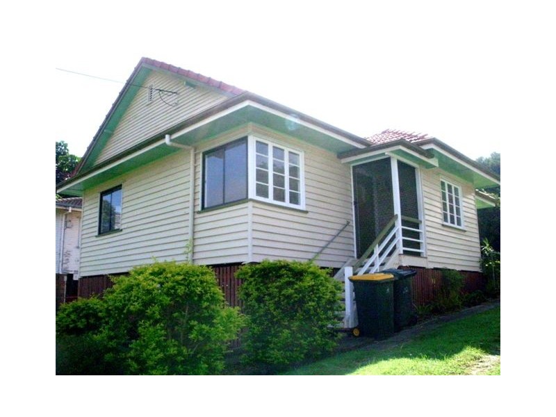 132 Fingal Street, Tarragindi QLD 4121