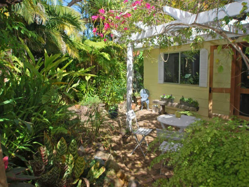 62 GOODCHAP STREET, Noosaville QLD 4566