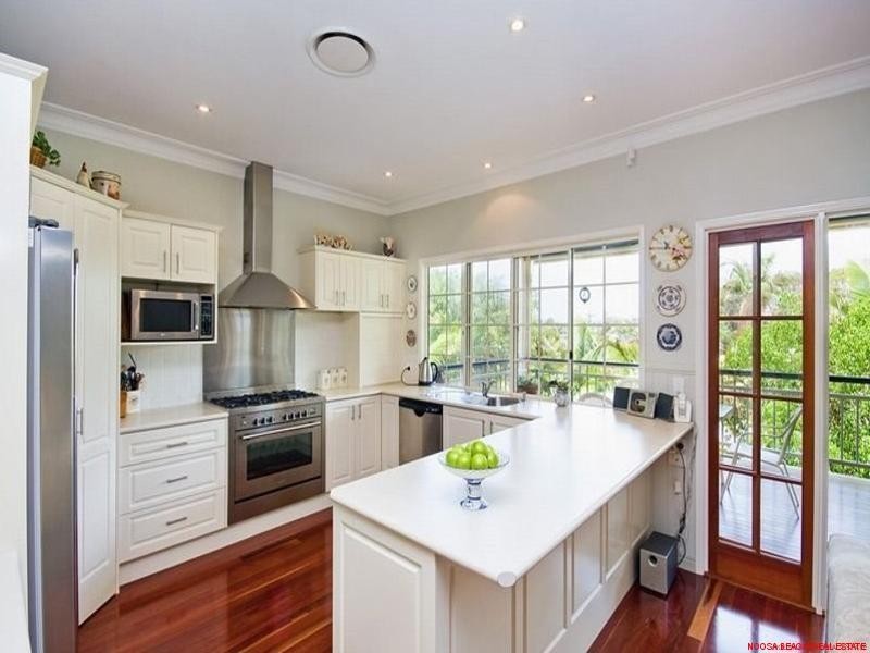 5 Southern Cross Parade, Sunrise Beach QLD 4567