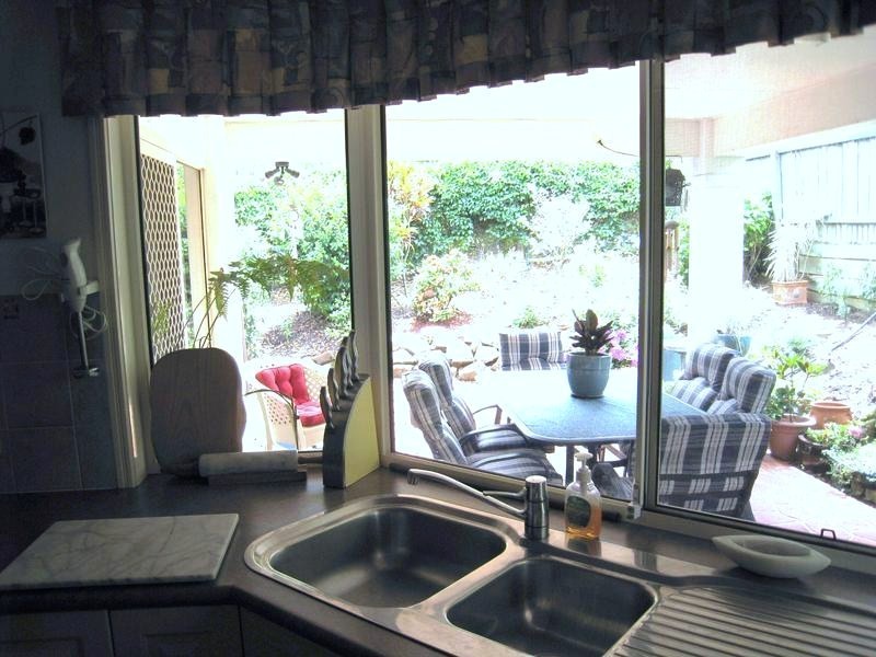 15 McKenna Drive, Noosaville QLD 4566