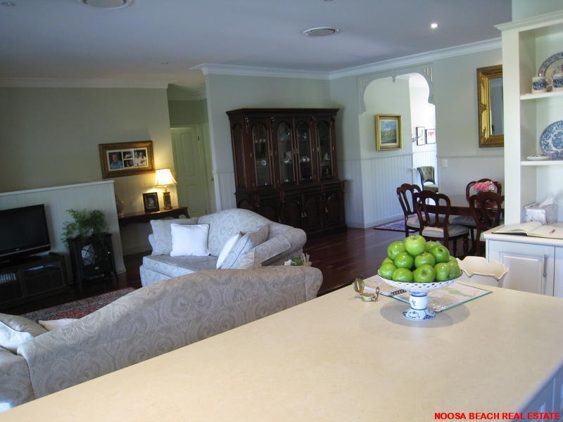 5 SOUTHERN CROSS PARADE, Sunrise Beach QLD 4567