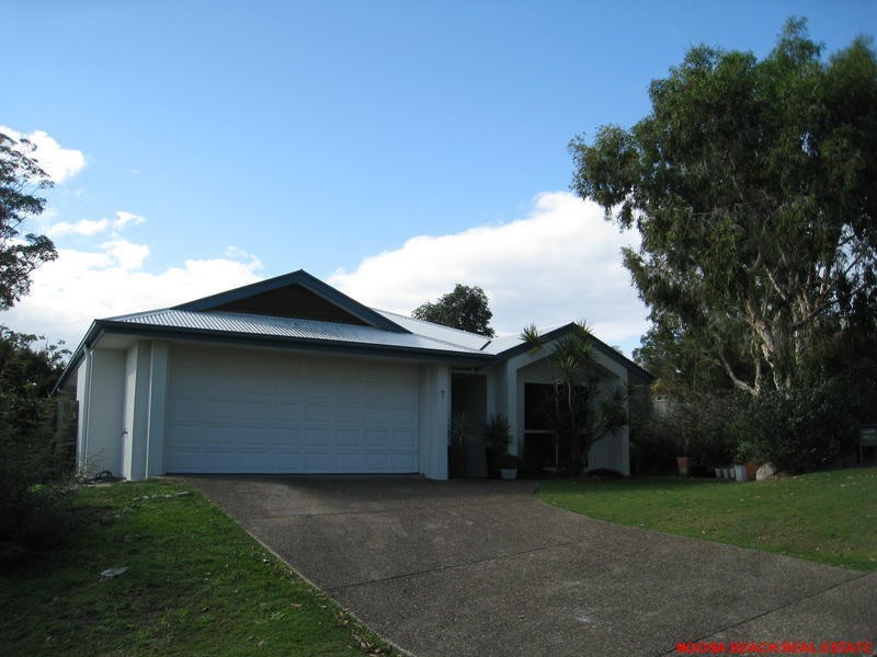 7 NOTTINGHAM LANE, Peregian Springs QLD 4573