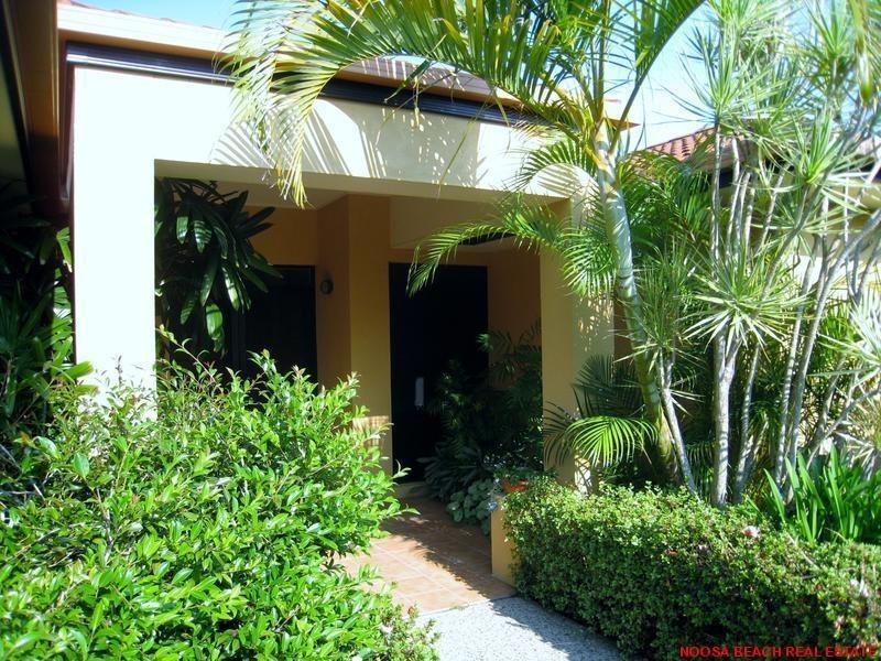 16 STARBOARD AVENUE, Noosaville QLD 4566