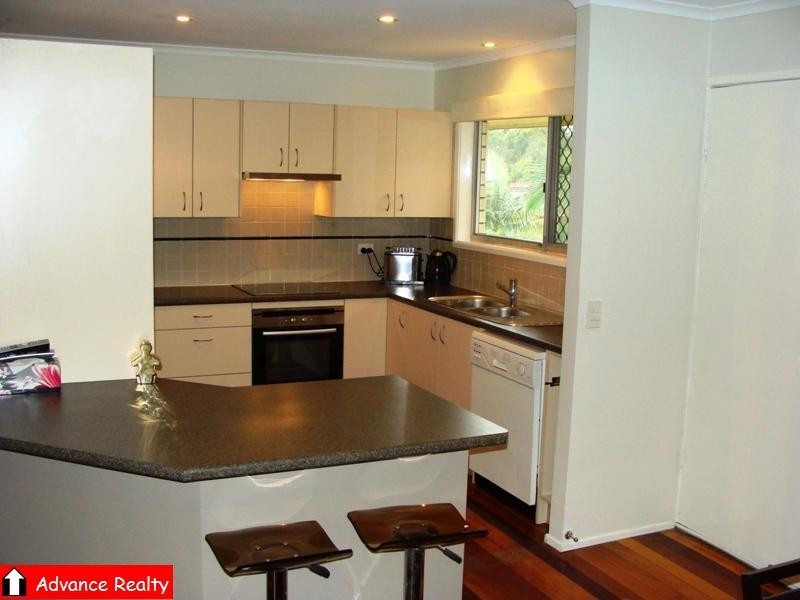 67 Archdale Rd, Ferny Grove QLD 4055