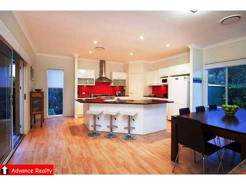 34 Highbury Pl, Upper Kedron QLD 4055