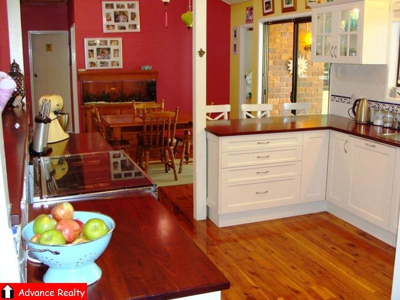 43 Leckmy St, Ferny Grove QLD 4055