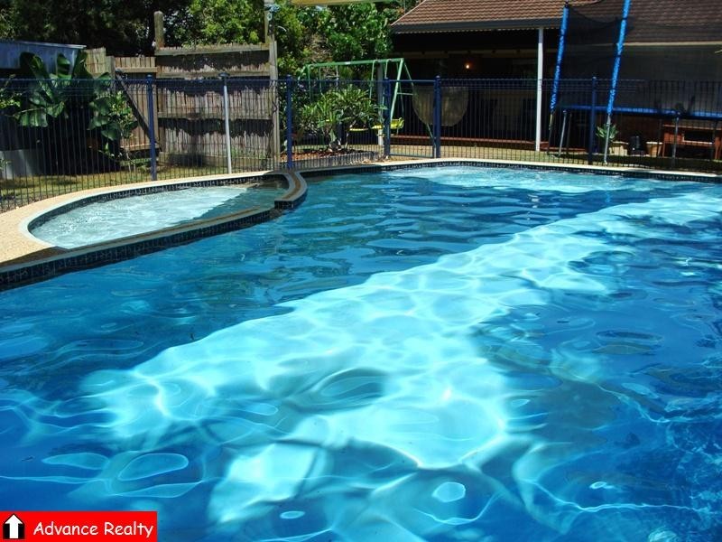 43 Leckmy St, Ferny Grove QLD 4055