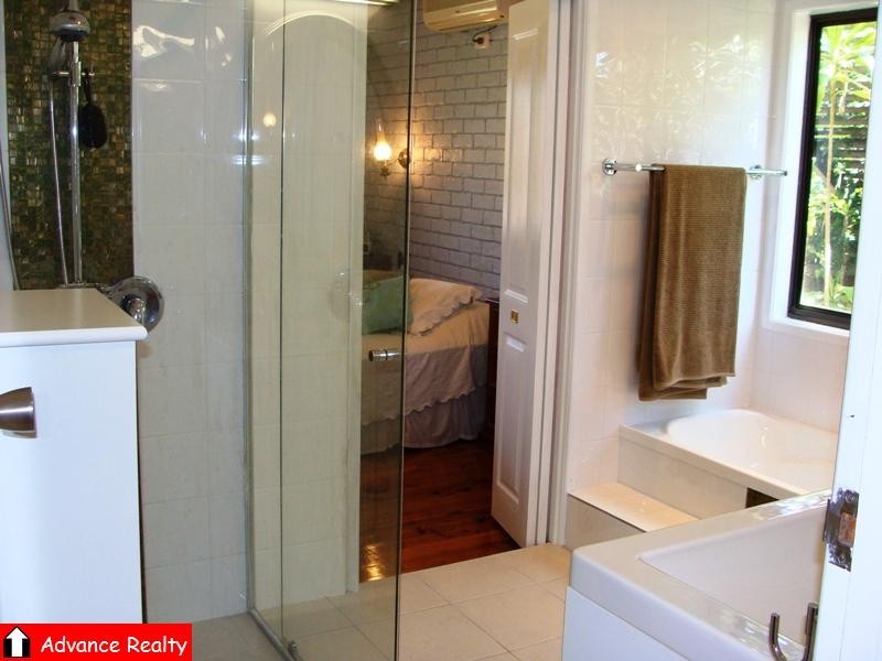 43 Leckmy St, Ferny Grove QLD 4055