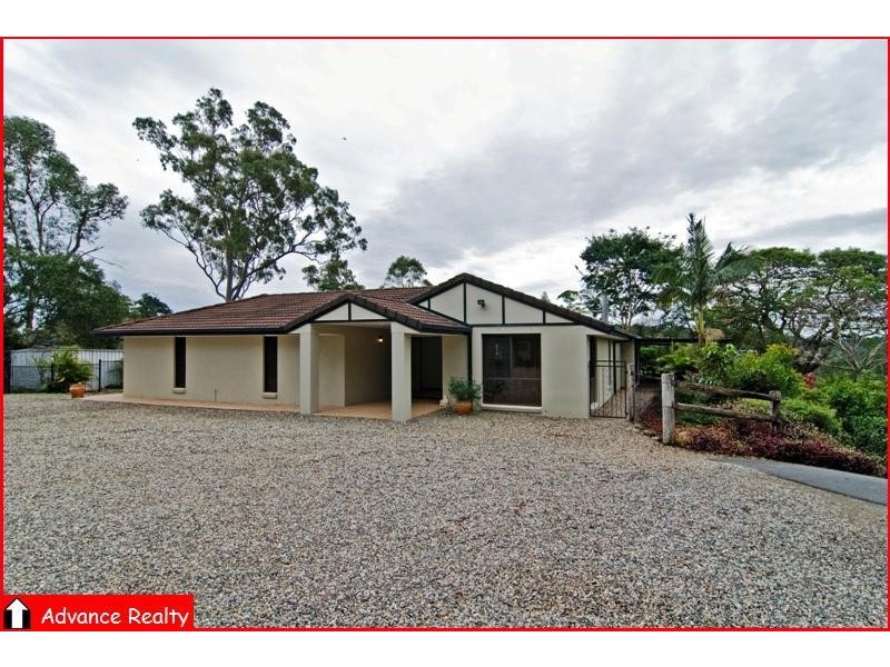1 Benjamin Cl, Samford Valley QLD 4520