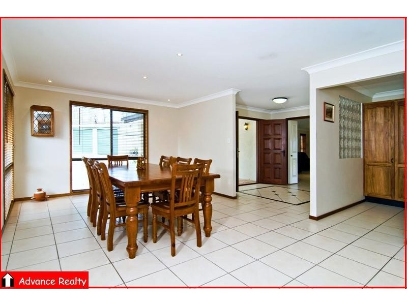 1 Benjamin Cl, Samford Valley QLD 4520