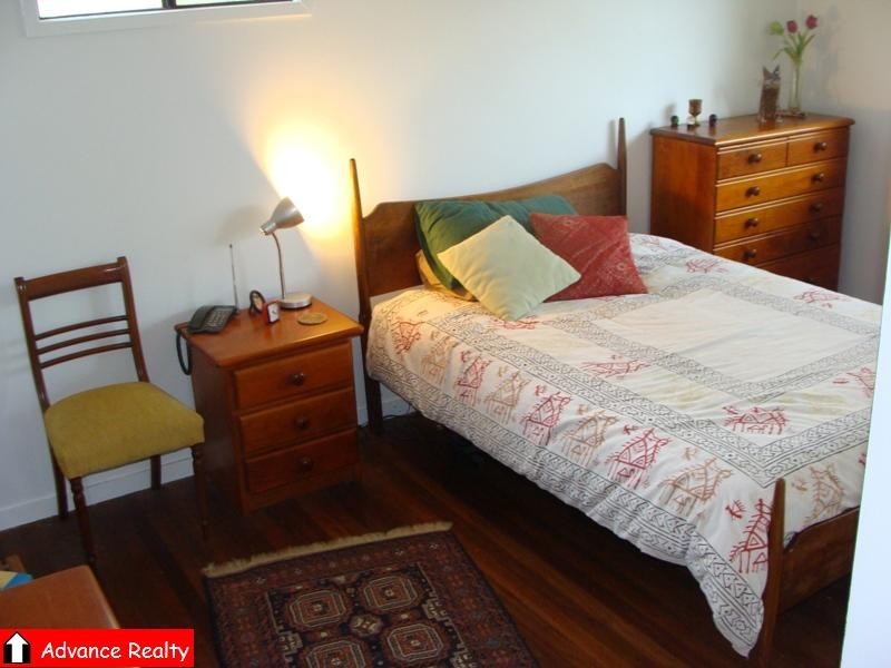 20 Parnoolar Cr, Ferny Hills QLD 4055