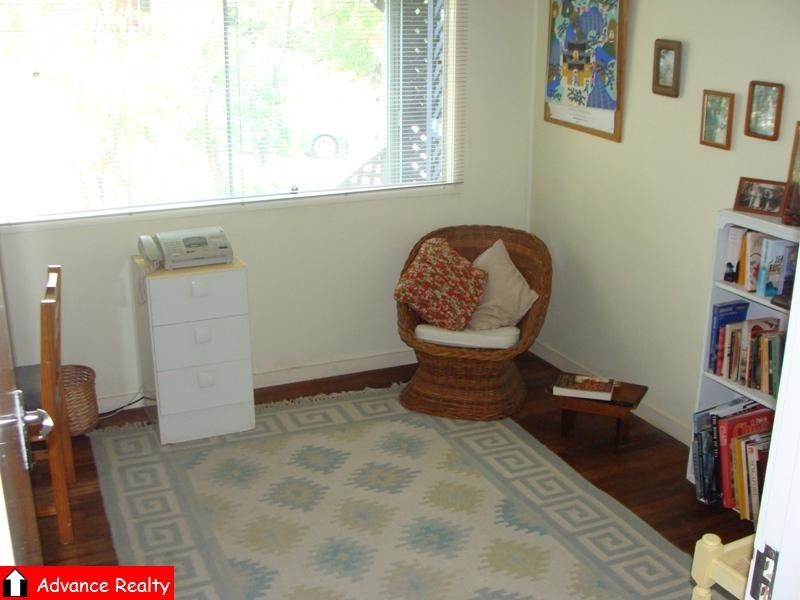 20 Parnoolar Cr, Ferny Hills QLD 4055