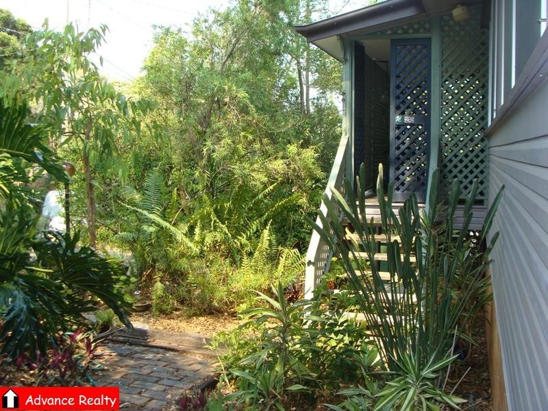 20 Parnoolar Cr, Ferny Hills QLD 4055