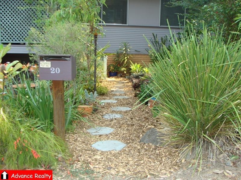 20 Parnoolar Cr, Ferny Hills QLD 4055
