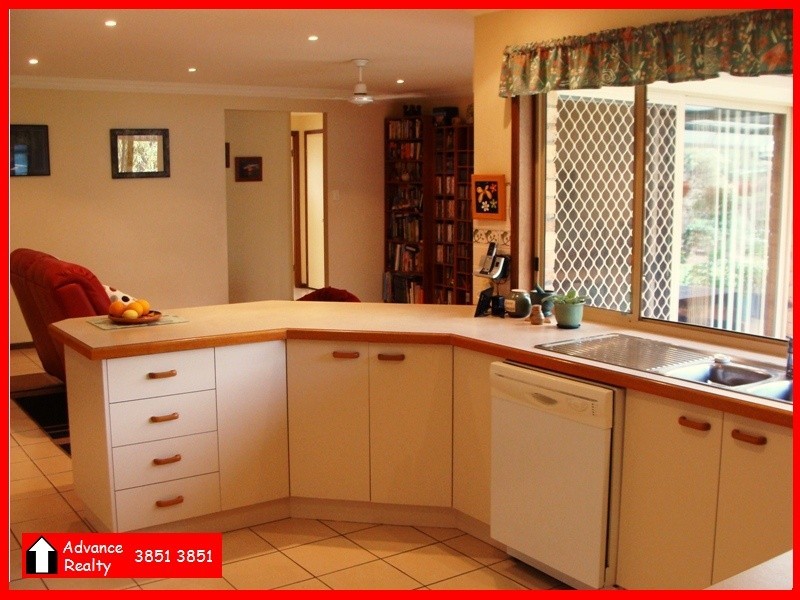 15 McGregor Way, Ferny Grove QLD 4055