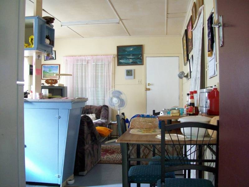 4 Moore St, Dirranbandi QLD 4486