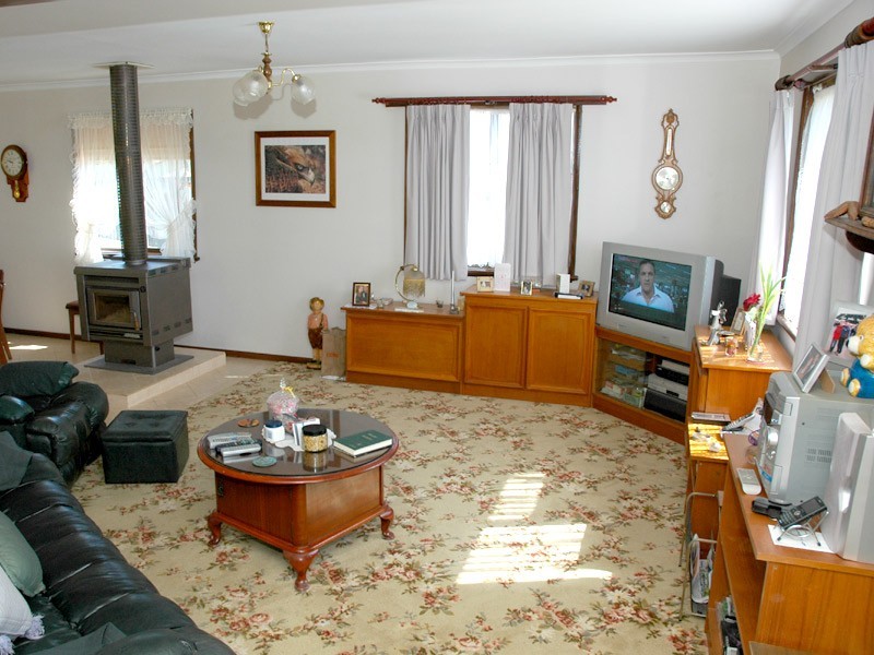 11 West Street, Eden NSW 2551