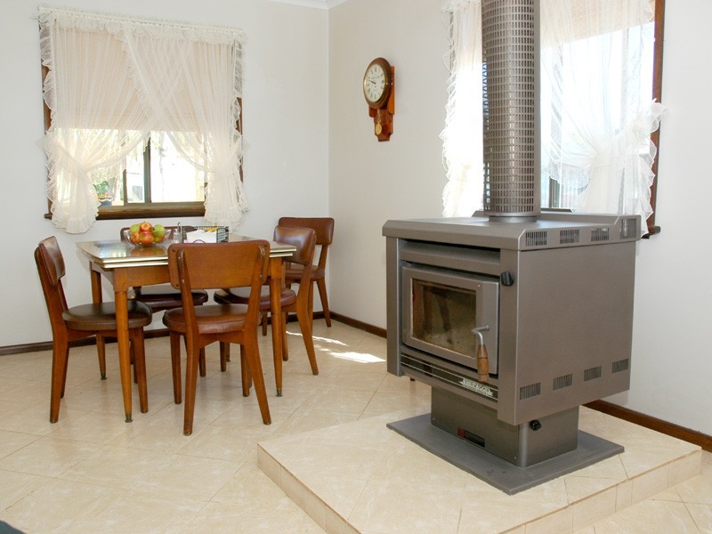 11 West Street, Eden NSW 2551