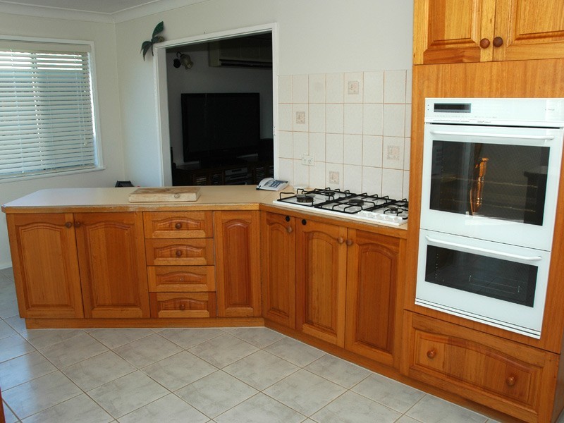 8 Flinders Street, Eden NSW 2551