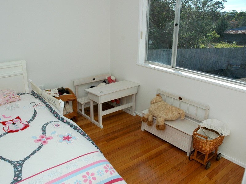 8 Flinders Street, Eden NSW 2551