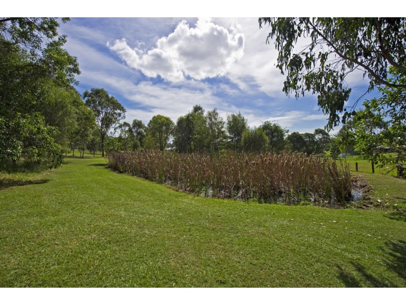 Yatala QLD 4207