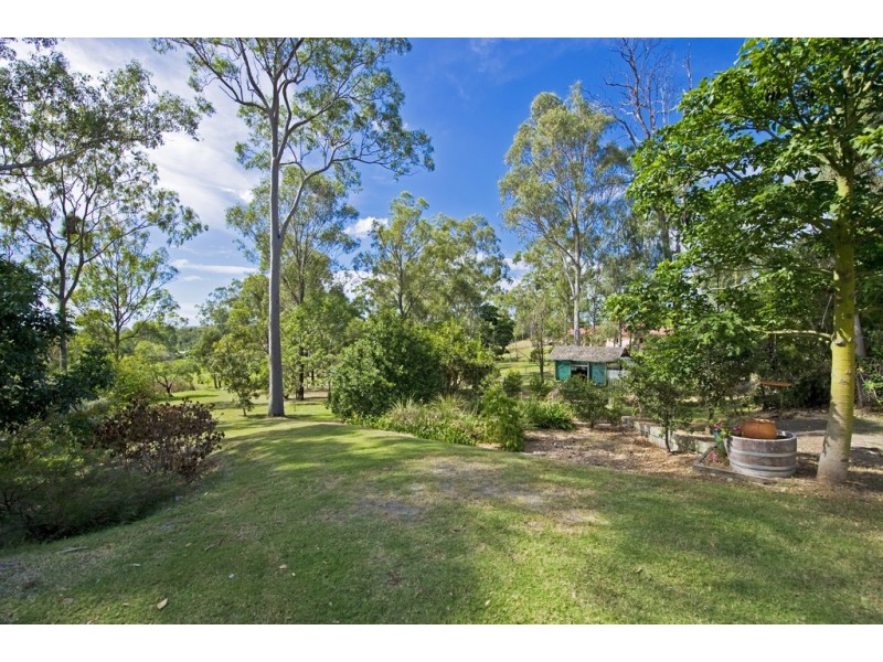 Yatala QLD 4207