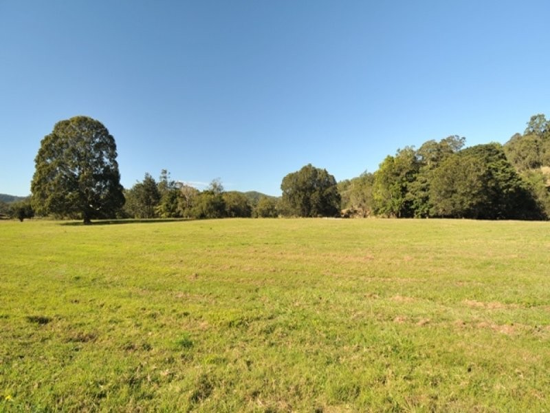 Guanaba QLD 4210