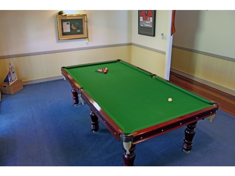 8 Anna Close, Tanawha QLD 4556