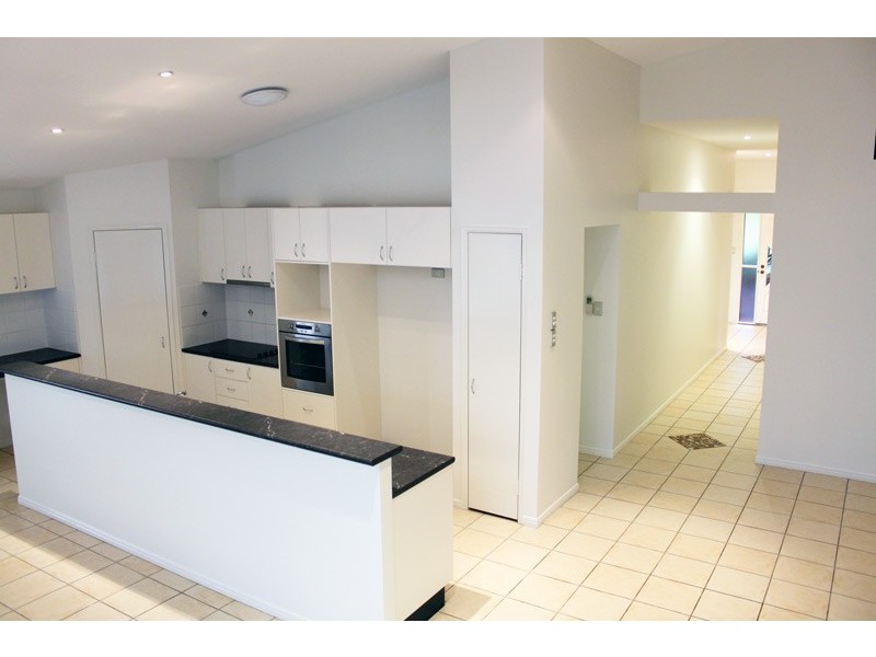 24 Fitzwilliam Dr, Sippy Downs QLD 4556