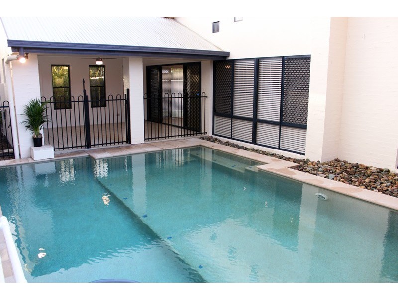 24 Fitzwilliam Dr, Sippy Downs QLD 4556